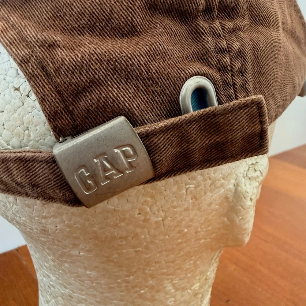GAP Kids Boys Baseball Cap GAP Logo Appliqué Hat Brown Blue Cream Patch Size S/M